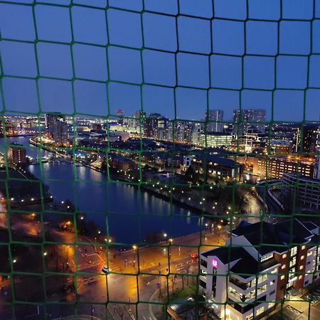 Quayside Penthouse 2 Bedroom Ensuite Near Media City & Manchester United Luaran gambar